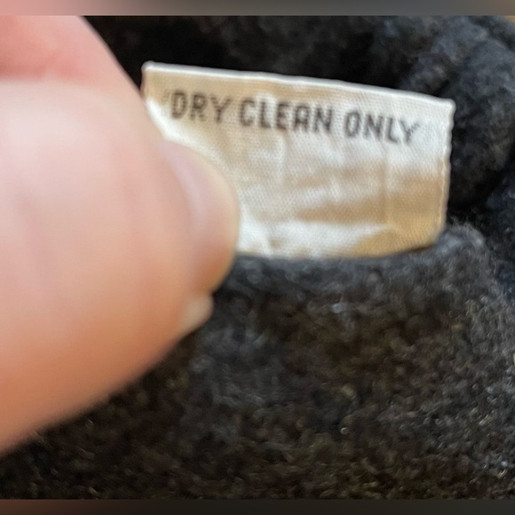 Small Gray Felted Wool Tote W/ Hand Embroidered Grapes 100% Wool 11.25” x 9” - Picture 5 of 7